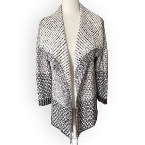 Chico’s Black and Ecru Ombré Open Front Cardigan Sweater Size M